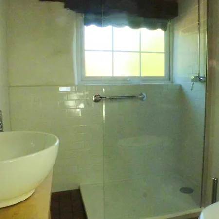 Old Newham Farm Villa Camelford Room photo