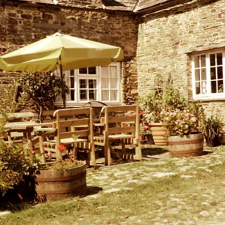 Old Newham Farm Villa Camelford Exterior photo